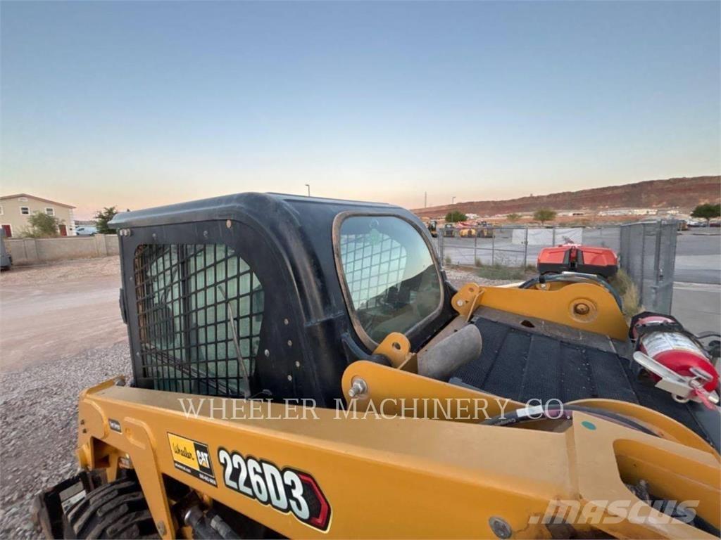 CAT 226D3 C3H2 Mini Pale Gommate