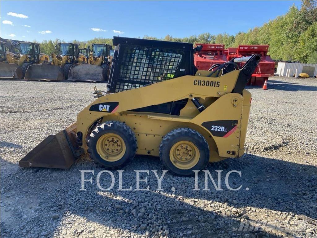 CAT 232B2 Mini Pale Gommate