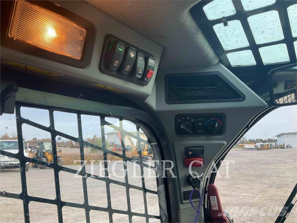 CAT 232D3 Mini Pale Gommate