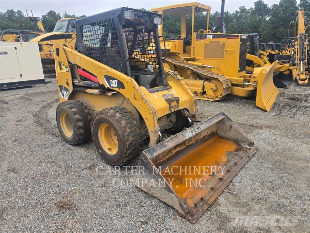 CAT 236 B SERIES 3 Mini Pale Gommate