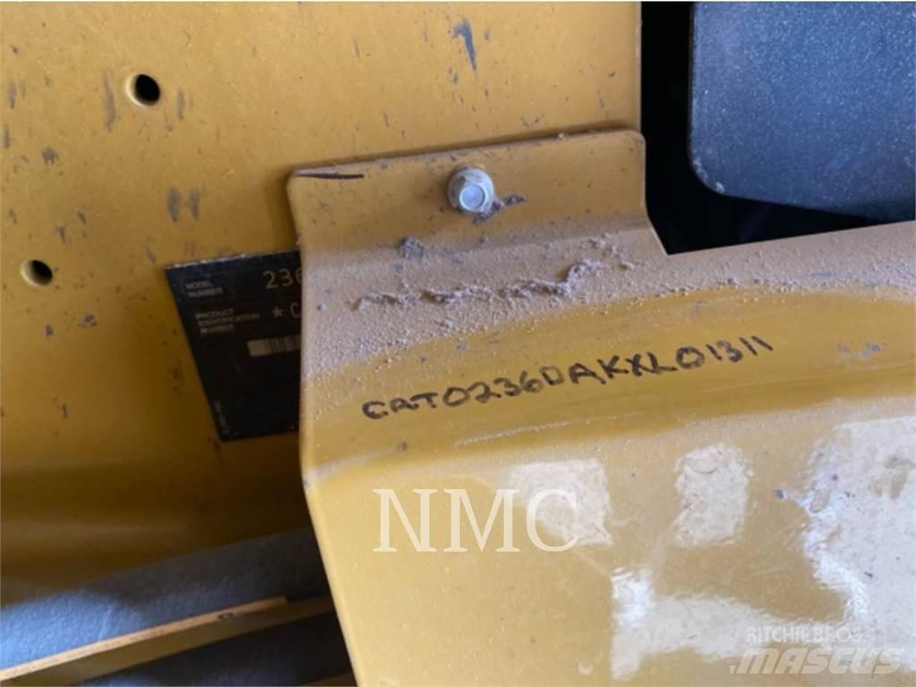 CAT 236D Mini Pale Gommate