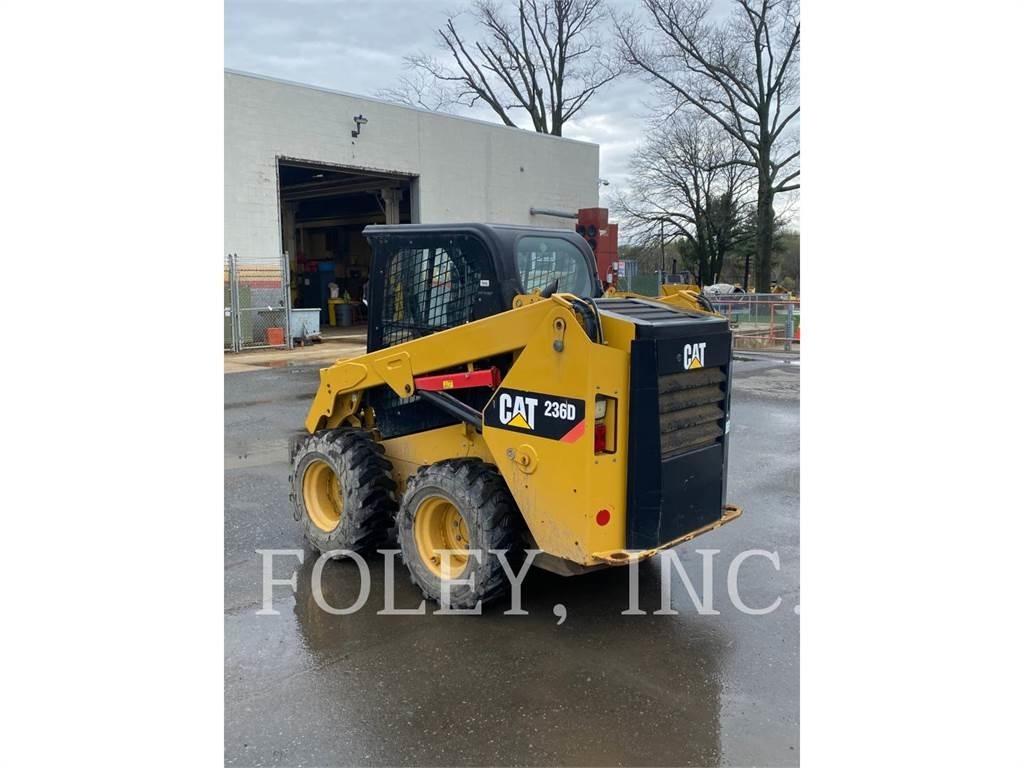CAT 236D Mini Pale Gommate