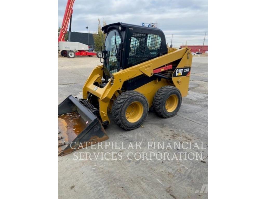 CAT 236D Mini Pale Gommate