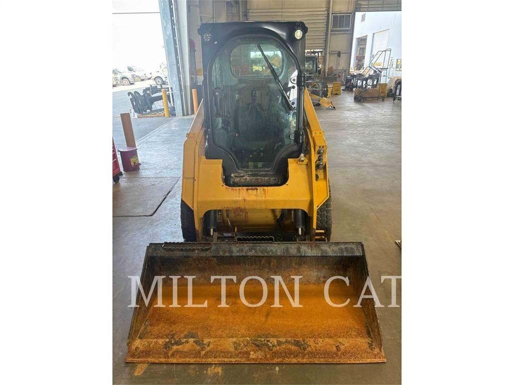 CAT 236D 3 Mini Pale Gommate