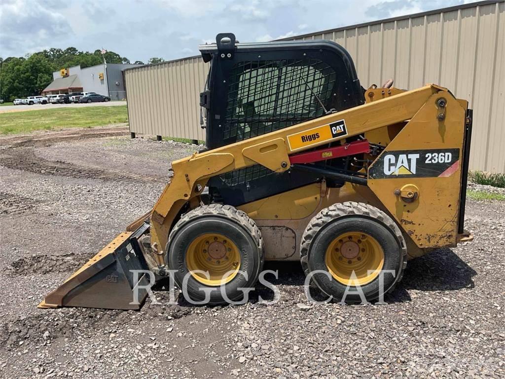 CAT 236D A Mini Pale Gommate