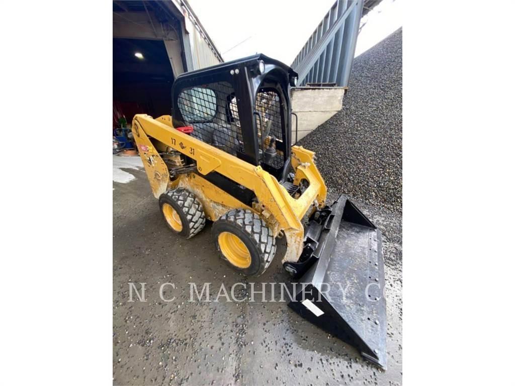 CAT 236D H2CN Mini Pale Gommate