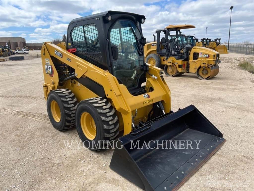CAT 236D3 Mini Pale Gommate