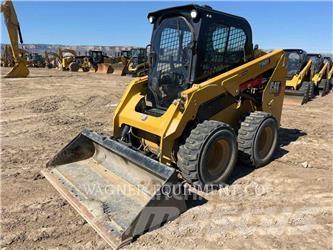 CAT 236D3 Mini Pale Gommate