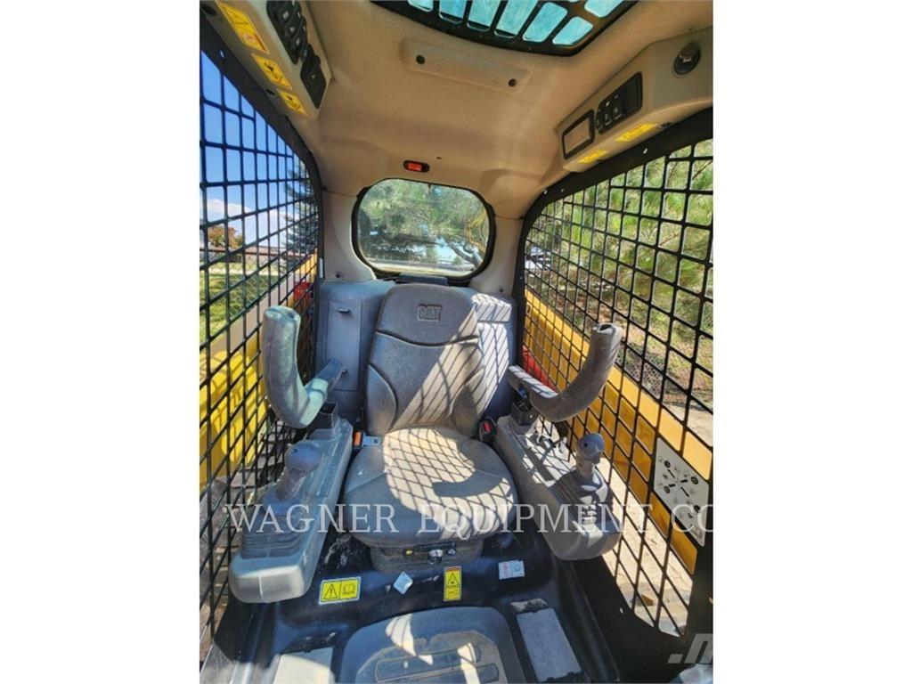 CAT 236D3 Mini Pale Gommate