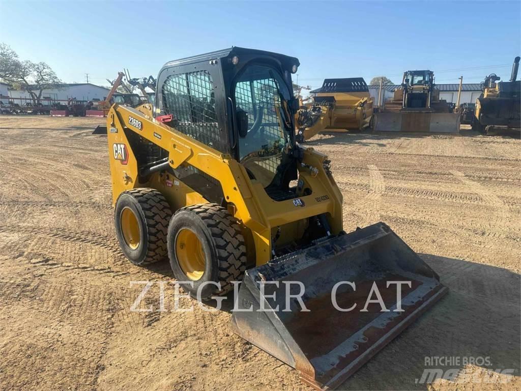 CAT 236D3 Mini Pale Gommate