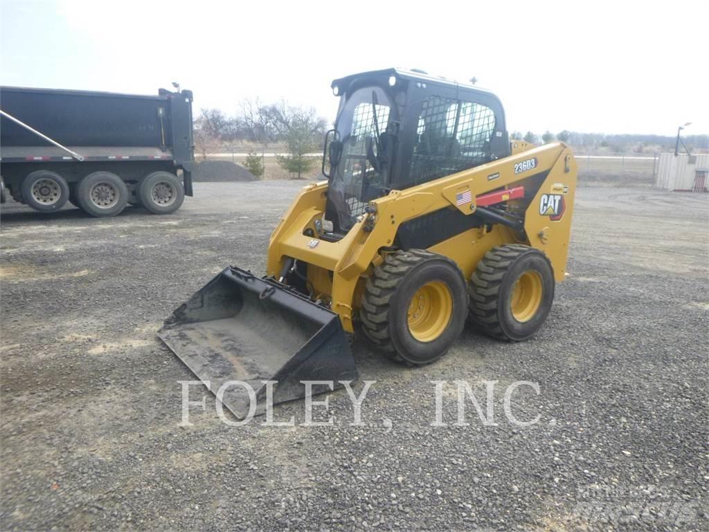 CAT 236D3 Mini Pale Gommate