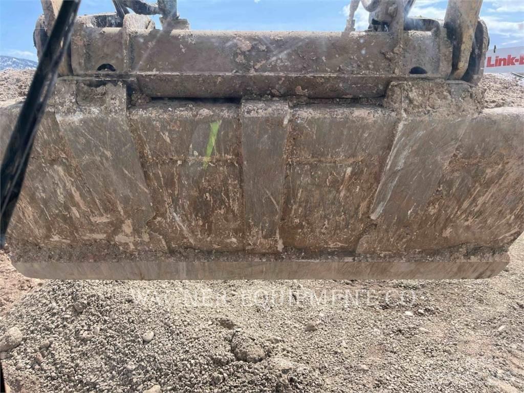 CAT 236D3 Mini Pale Gommate