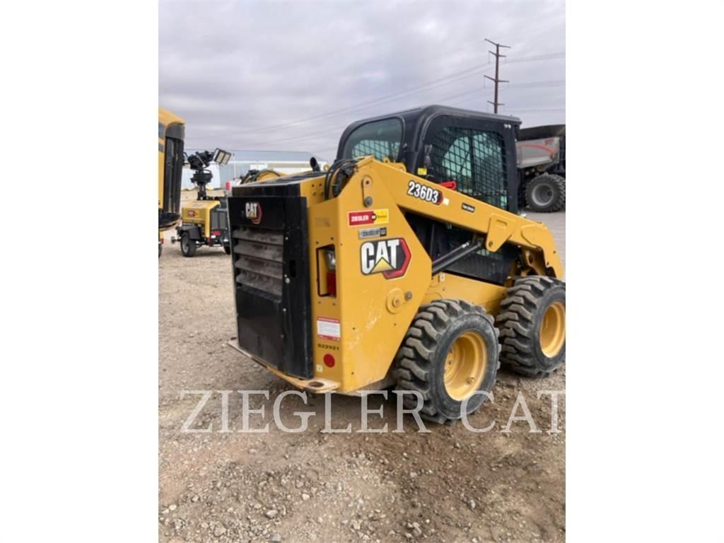 CAT 236D3 Mini Pale Gommate