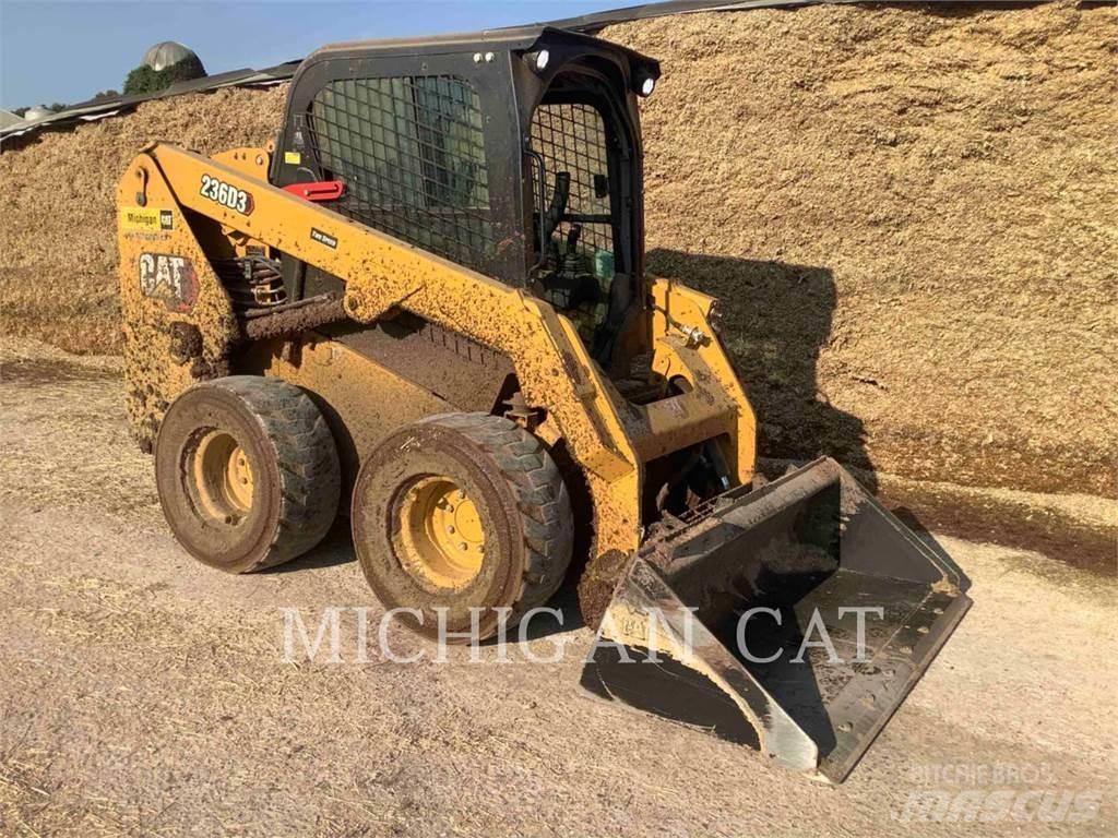 CAT 236D3 A2Q Mini Pale Gommate