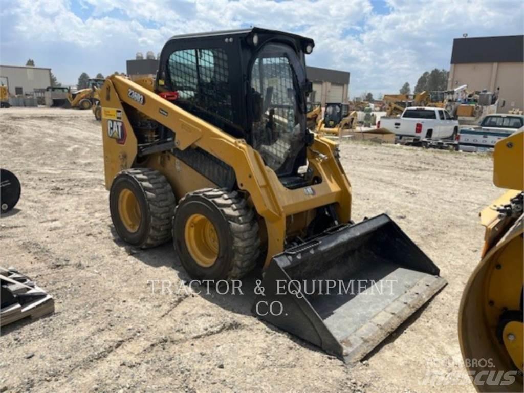 CAT 236D3 H2CB Mini Pale Gommate