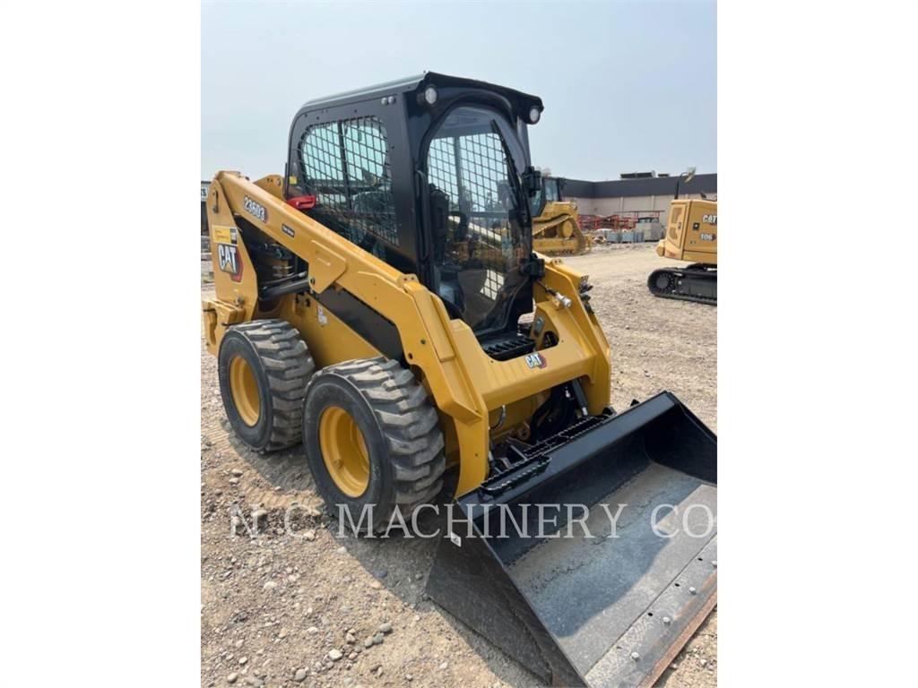 CAT 236D3 H2CB Mini Pale Gommate