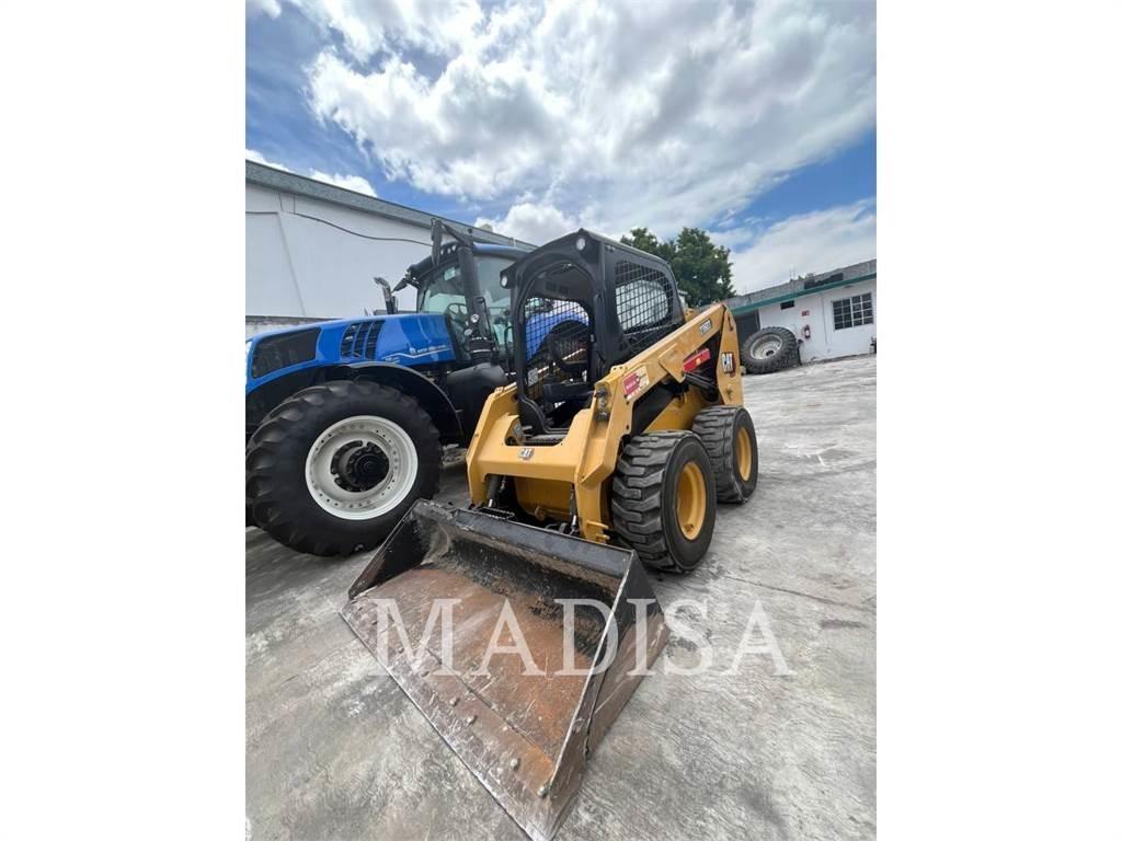 CAT 236D3LRC Mini Pale Gommate