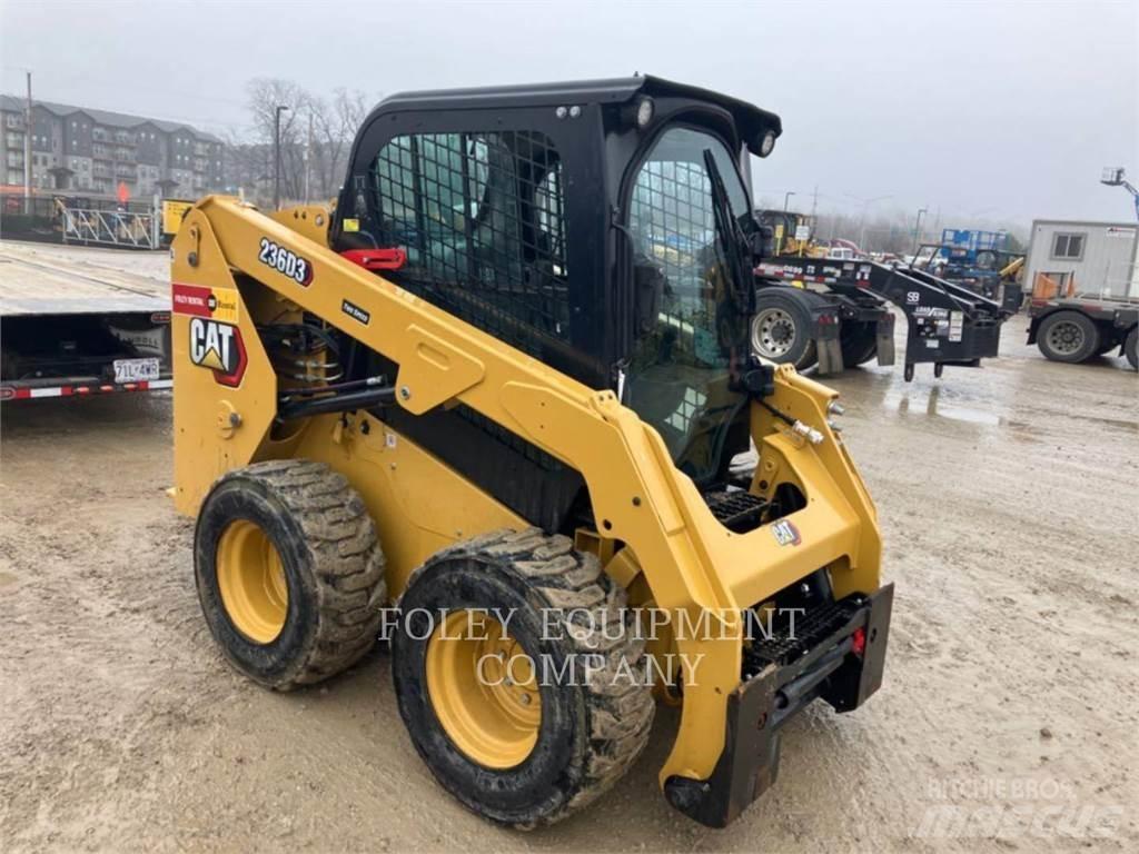 CAT 236D3STD2C Mini Pale Gommate