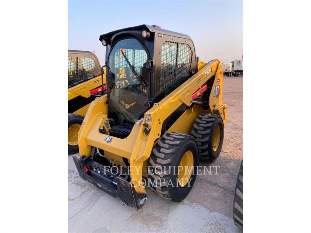 CAT 236D3STD2C Mini Pale Gommate