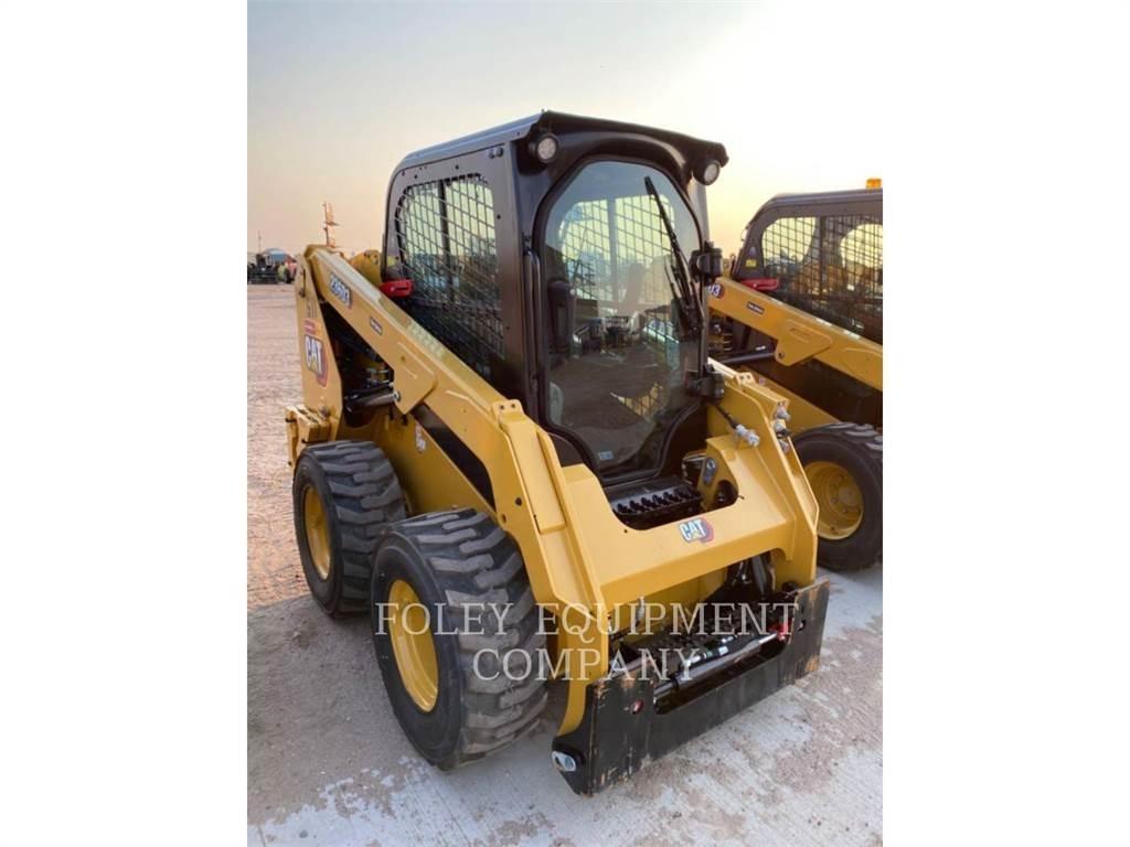 CAT 236D3STD2C Mini Pale Gommate