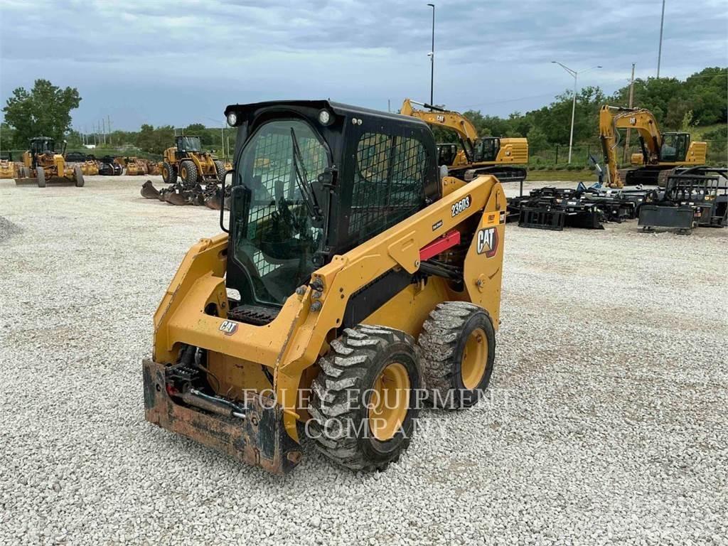 CAT 236D3STD2C Mini Pale Gommate