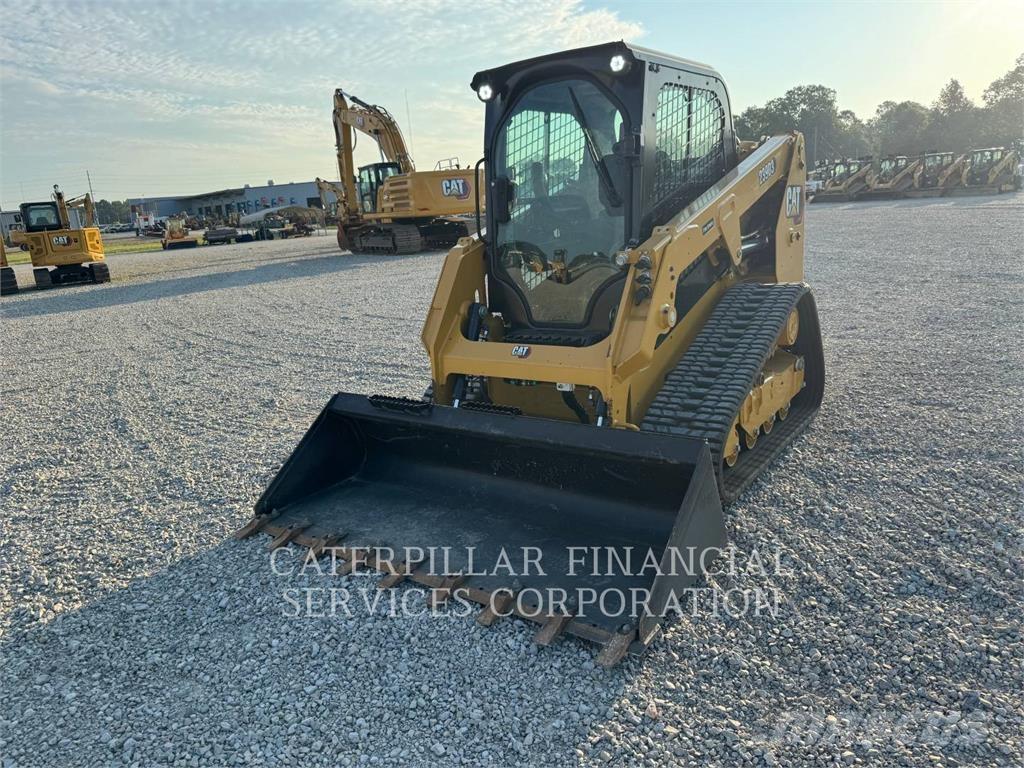 CAT 239D3 Pale cingolate