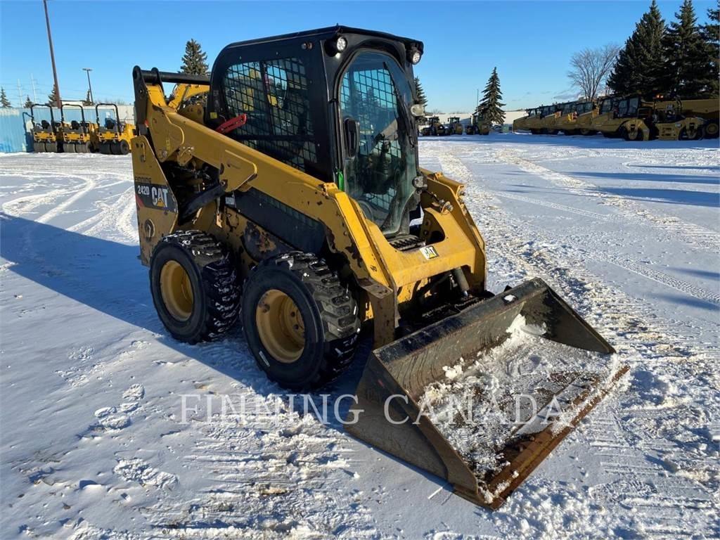 CAT 242D Mini Pale Gommate