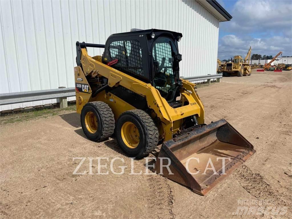 CAT 242D Mini Pale Gommate