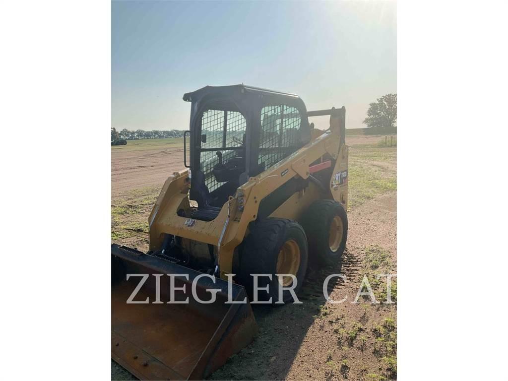CAT 242D Mini Pale Gommate