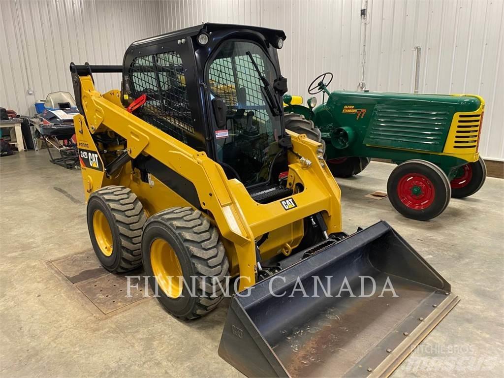 CAT 242D Mini Pale Gommate