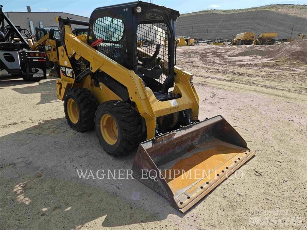 CAT 242D Mini Pale Gommate