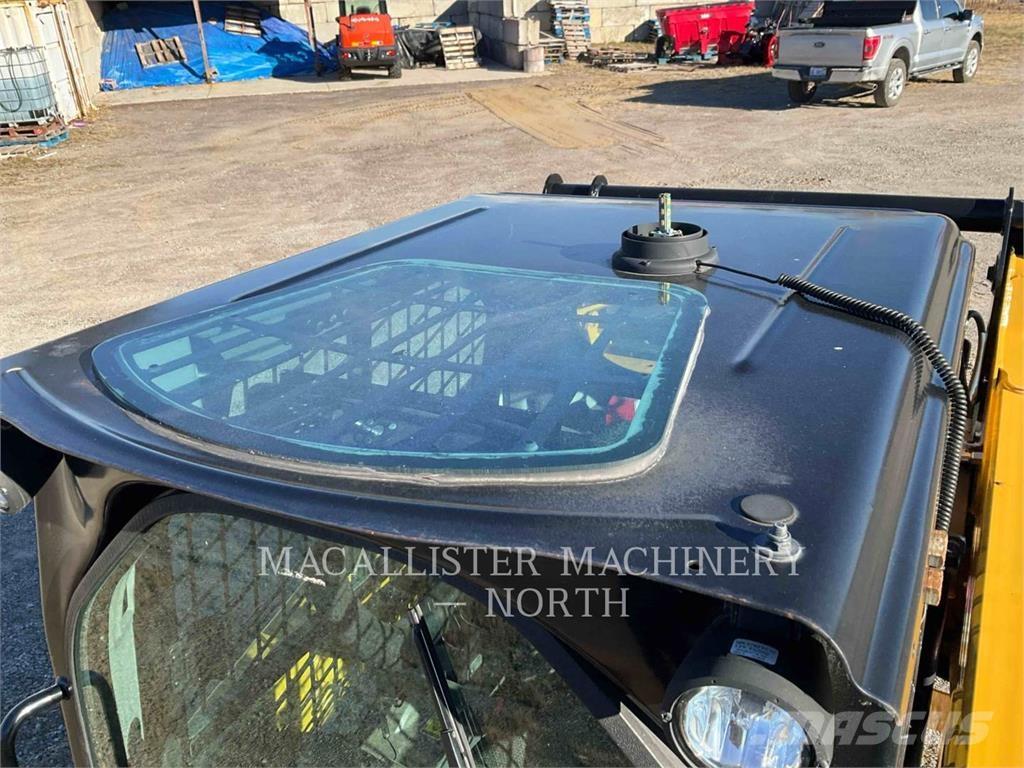 CAT 242D Mini Pale Gommate