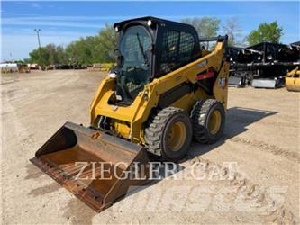 CAT 242D3 Mini Pale Gommate
