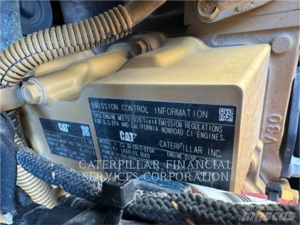 CAT 242D3 Mini Pale Gommate