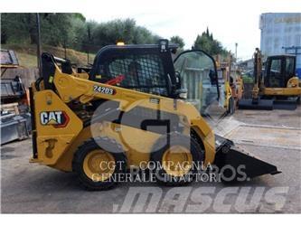 CAT 242D3 Mini Pale Gommate