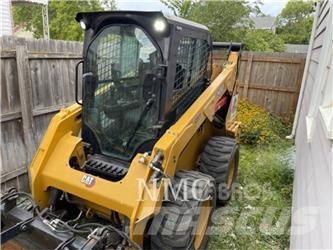 CAT 242D3 Mini Pale Gommate