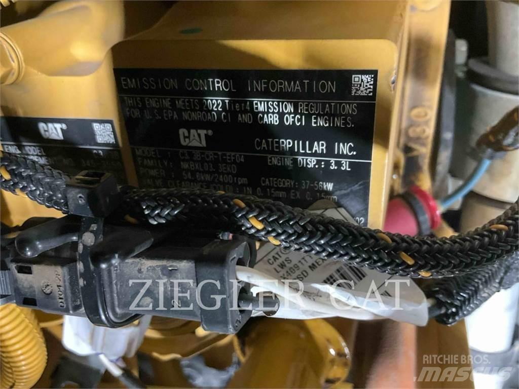 CAT 242D3 Mini Pale Gommate