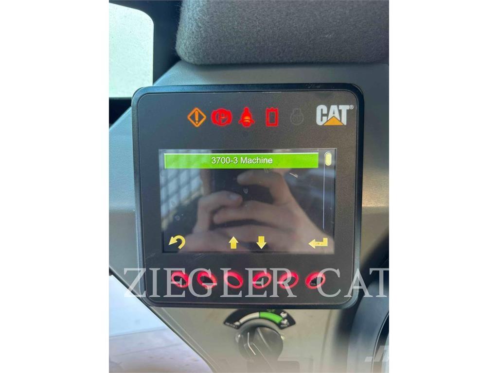 CAT 242D3 Mini Pale Gommate