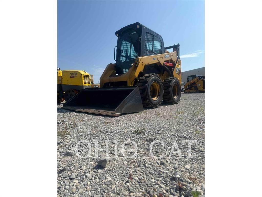 CAT 242D3 C3H2 Mini Pale Gommate