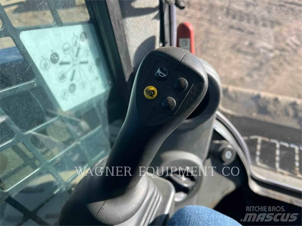 CAT 242D3 HF Mini Pale Gommate