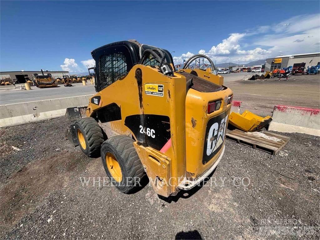 CAT 246C C3-S2 Mini Pale Gommate