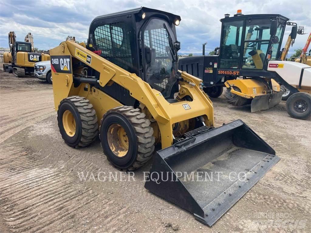 CAT 246D Mini Pale Gommate