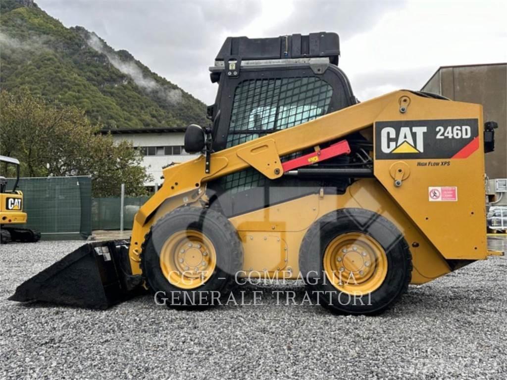 CAT 246D Mini Pale Gommate
