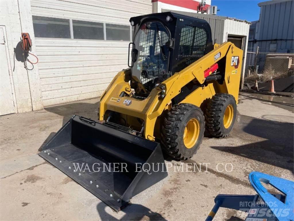 CAT 246D Mini Pale Gommate