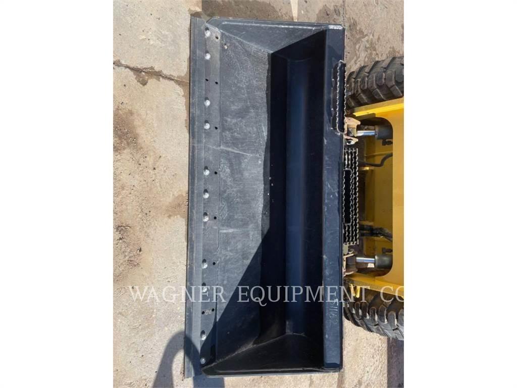 CAT 246D Mini Pale Gommate