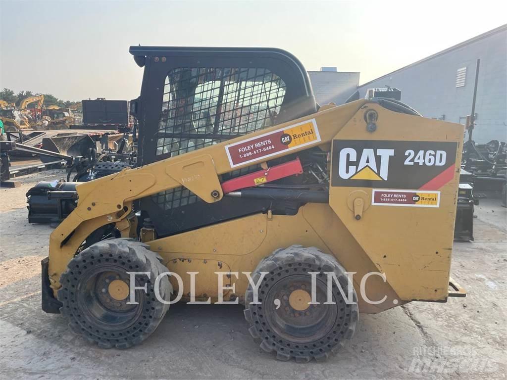 CAT 246D Mini Pale Gommate