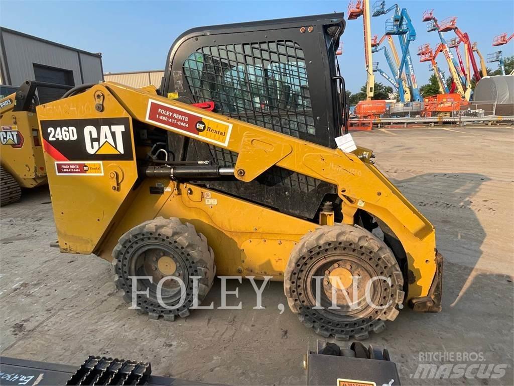 CAT 246D Mini Pale Gommate