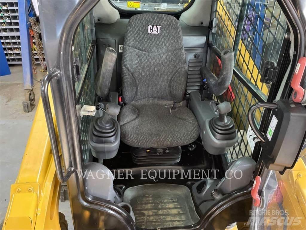CAT 246D Mini Pale Gommate