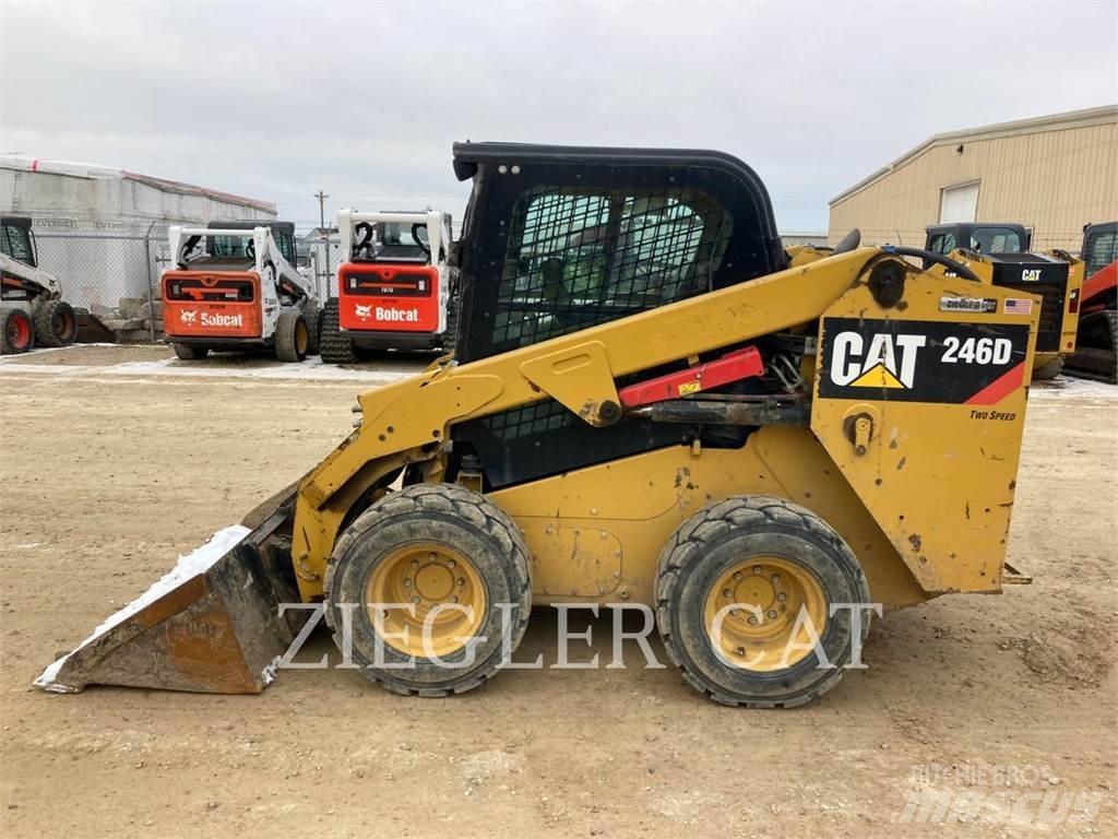 CAT 246D Mini Pale Gommate