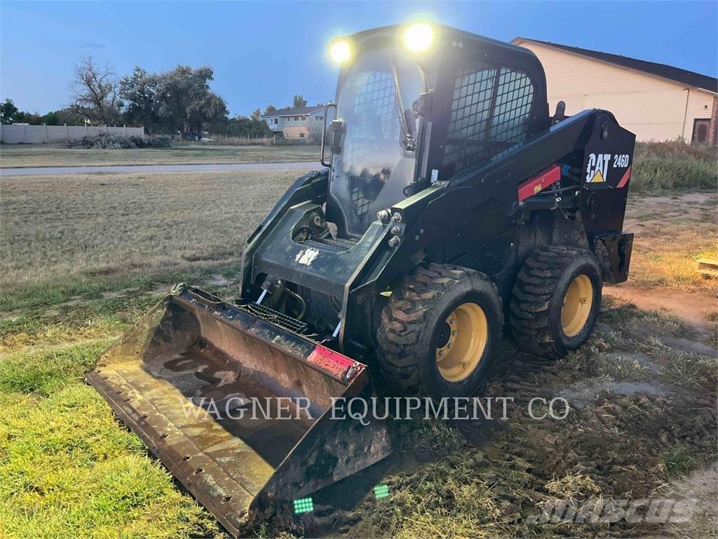 CAT 246D Mini Pale Gommate